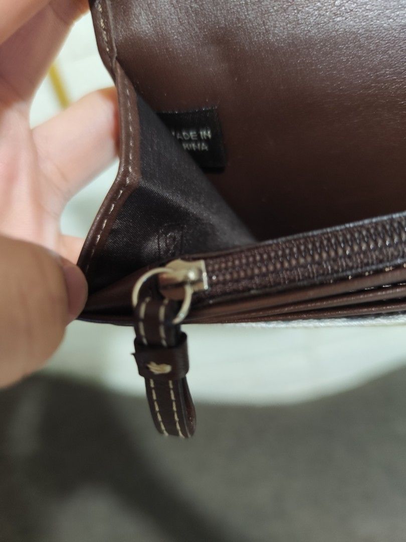 Rare Coach Soho Wallet (Category: Wallets & Card Holders) located in Porac. Submitted by syelsolshop1998 (Listing ID 1469278423, Image 3). Description: .