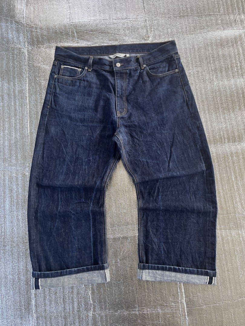 RAW INDIGO SELVEDGE (Category: Jeans) located in Panabo. Submitted by vrail (Listing ID 1469164987, Image 1). Description: UNIFORM BRIDGE RAW INDIGO SELVEDGE W 38 L 38.3 T 14.5 H 10.1.