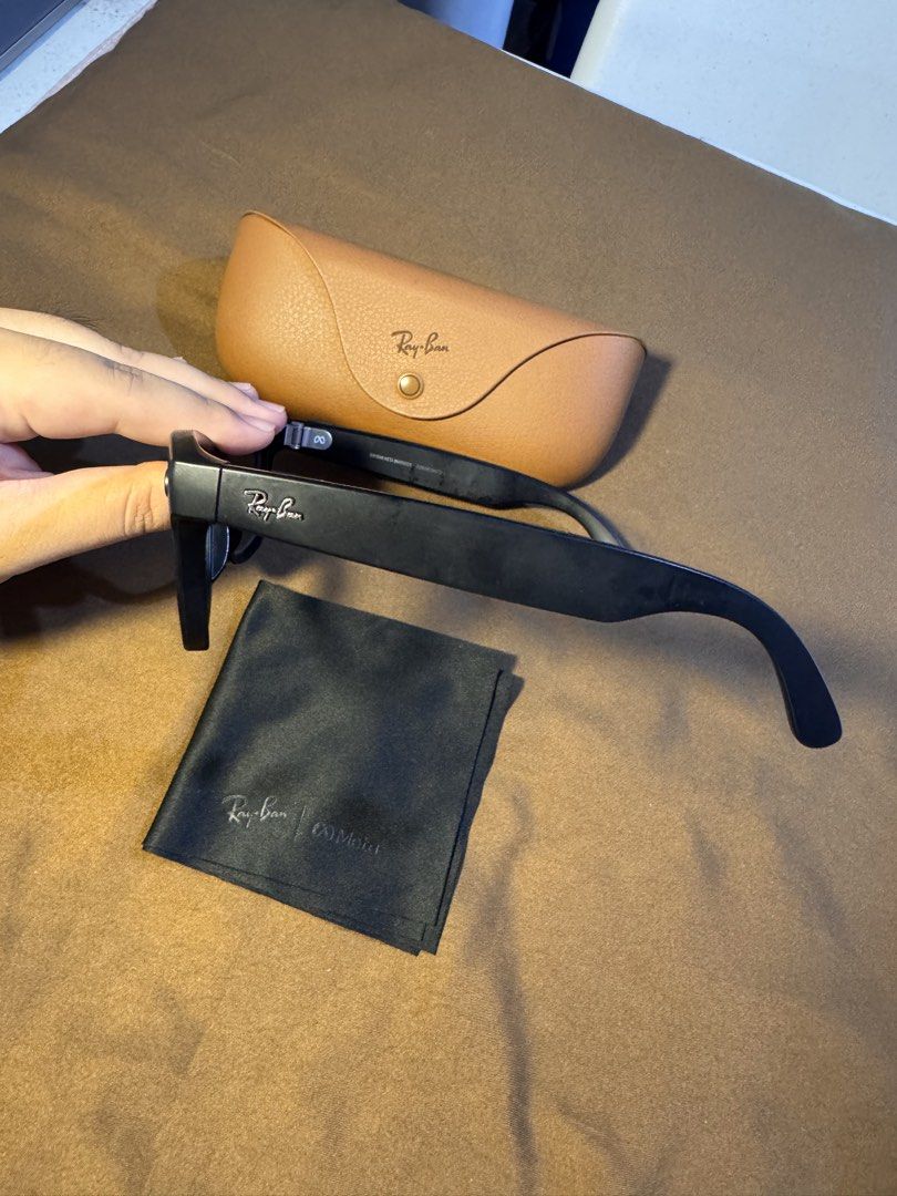 Rayban Meta Glasses Gen 1 (Category: Sunglasses & Eyewear) located in Mandaue City. Submitted by yshi_sha (Listing ID 1469195747, Image 3). Description: Selling Rayban Meta Glasses ₱17,000 Purchased from US Large size sa glasses Cleaning cloth Photochromic Gen 1 Box not included Pm me for more info! Can give discount to the sure buyer:>.