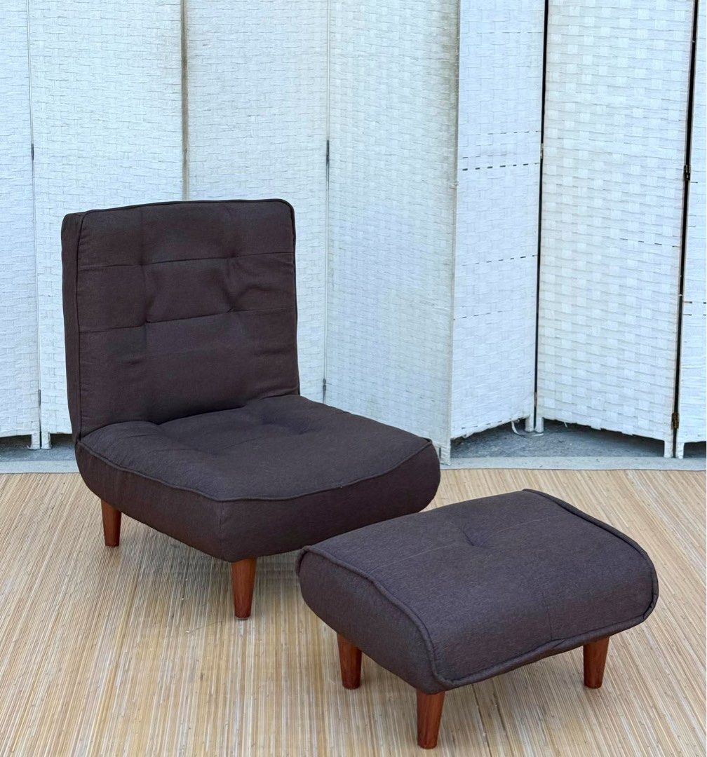 Reclining Chair (Category: Chairs) located in Manila. Submitted by elliefurnies31 (Listing ID 1469342671, Image 1). Description: JAPAN SURPLUS RECLINING LOW CHAIR WITH FOOTREST IN GOOD CONDITION SIZE: 12H x 26-47L x 26W inches 12H x 22L x 17W inches.