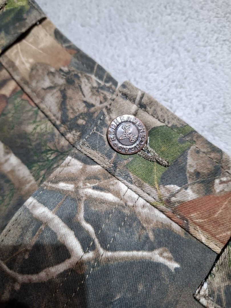 RedHead Silent-Hide Camo Cargo Pants (Category: Jeans) located in Tayabas. Submitted by lachicachr18792 (Listing ID 1469246575, Image 3). Description: Red Head Cargo Pants Size 28-30 Excellent condition No issue 1800.