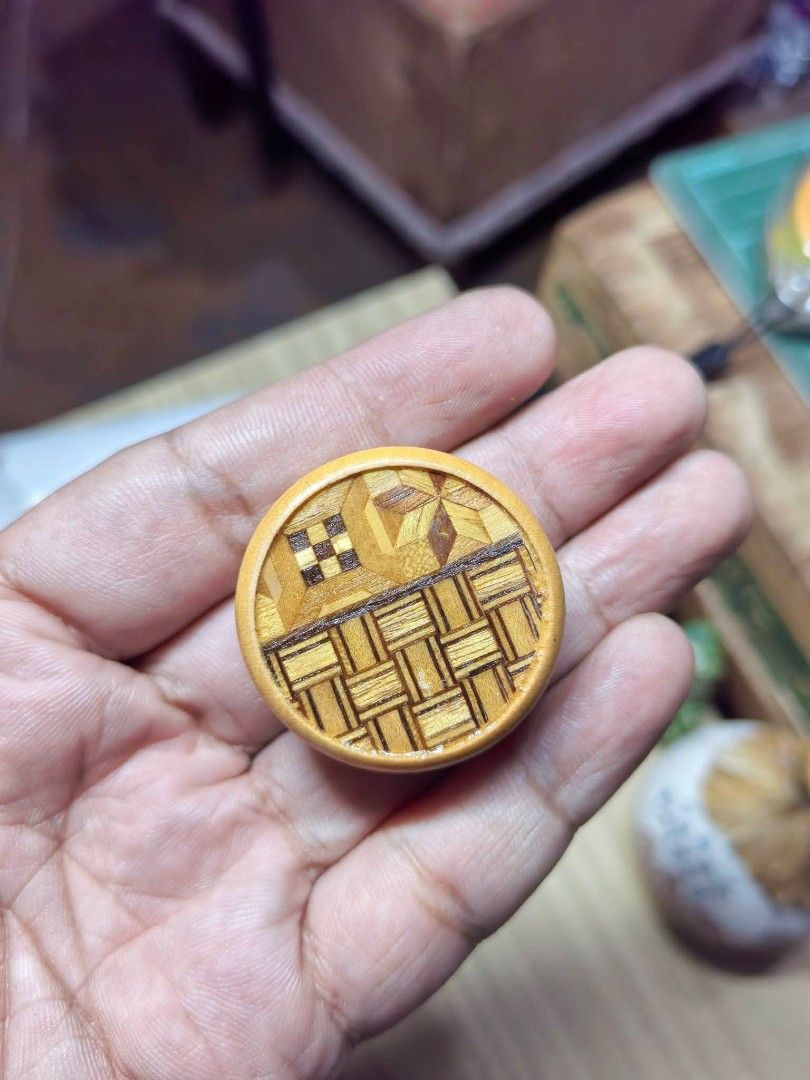 Ref Magnet - Patterned Wood (Category: Other Home Decor) located in Cebu City. Submitted by dudes_villanueva (Listing ID 1469280074, Image 1). Description: Ref Magnet - Patterned Wood Brand New. Out from package. 📌 In excellent condition..