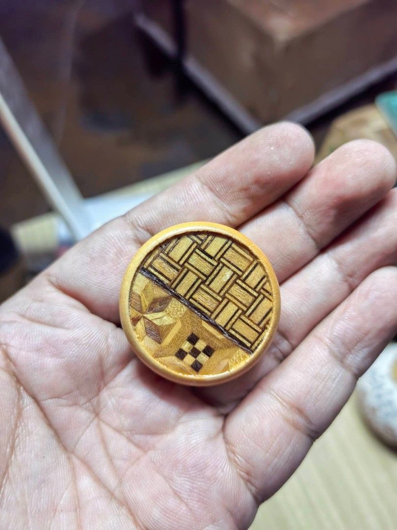Ref Magnet - Patterned Wood (Category: Other Home Decor) located in Cebu City. Submitted by dudes_villanueva (Listing ID 1469280074, Image 2). Description: Ref Magnet - Patterned Wood Brand New. Out from package. 📌 In excellent condition..