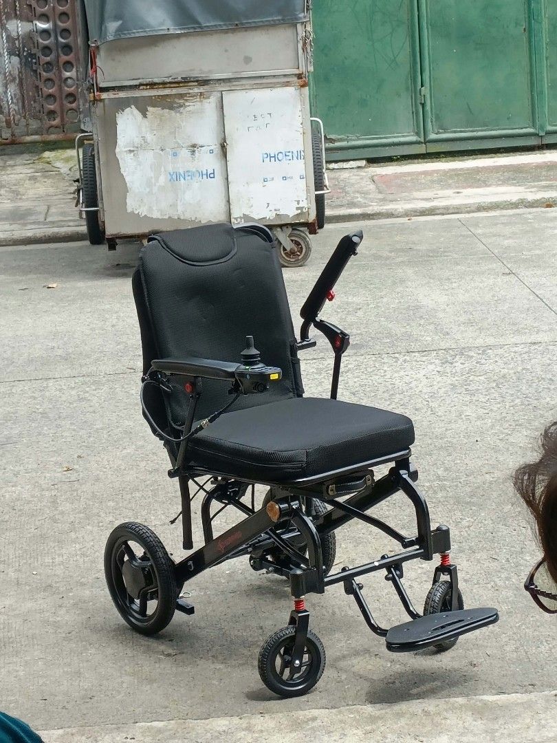 Remote electric (Category: Wheelchairs) located in Quezon City. Submitted by jesselee14kpop (Listing ID 1469165795, Image 1). Description: we accept bulk orders brandnew affordable onhand negotiable good quality and condition open for pick up and delivery high quality we also sell many medical supplies call me 09268225723 cod,gcash,bank transfer lifetime time free service.