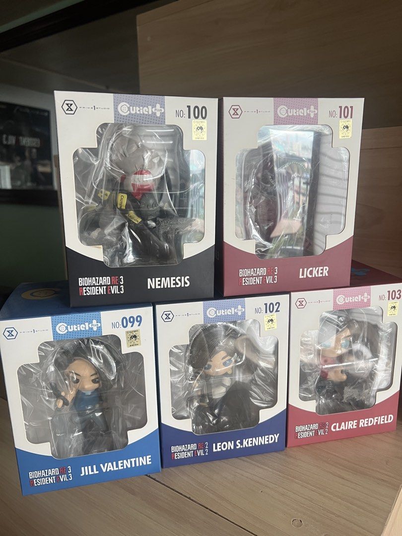 Resident Evil Cutie1 Plus Figures Bundle Set (Category: Figurines & Statues) located in Mandaluyong City. Submitted by quimebryan (Listing ID 1469228840, Image 3). Description: FOR SALE: Resident Evil Cutie1+ from Prime 1 Studio – 5 Figures | ₱14,000 INCLUDES 5 FIGURES: ⭐️Jill Valentine 👮‍♂️ Leon S. Kennedy 🪽Claire Redfield 💀 Nemesis 🩸 Licker ✨ Selling as ONE complete set only. No individual sales. 💰 Price: ₱14,000 for all 5 figures 📌 Compl