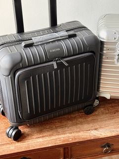 RIMOWA 🧳 Collection item 3