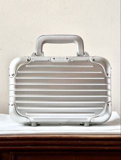 RIMOWA 🧳 Collection item 1