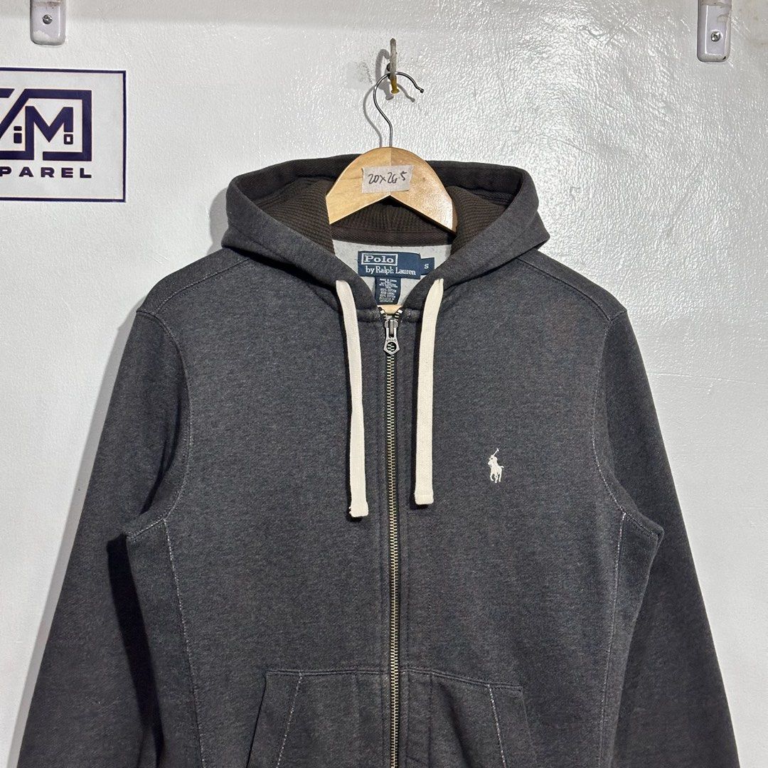 RL hoodie zip 🔥 (Category: Hoodies) located in Malabon City. Submitted by Mi-MoApparel (Listing ID 1469170262, Image 2). Description: Like new No issue S on tag Width 20 Length 26.5 Pasok pa sa medium .