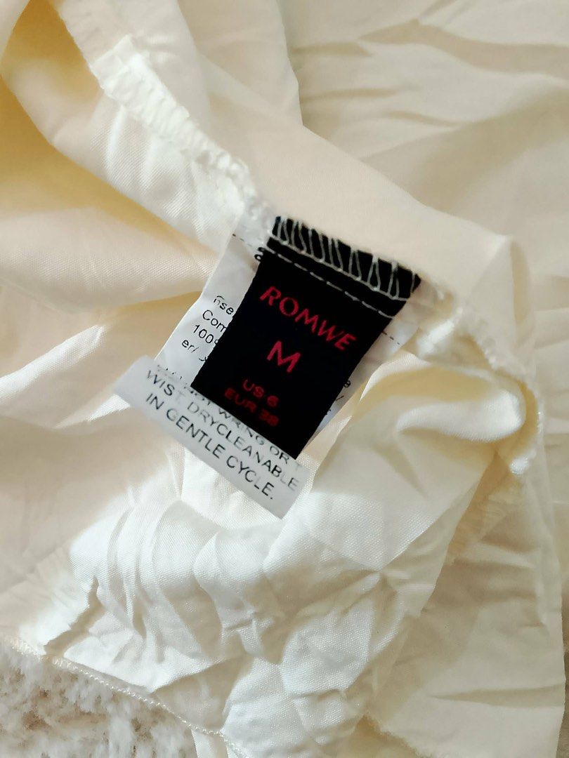 ROMWE Off Shoulder Dress Cream Size M (Category: Dresses) located in Manila. Submitted by istinbari05430 (Listing ID 1469190857, Image 2). Description: - Brand: ROMWE - Size: Medium (US 6 / EUR 38) .