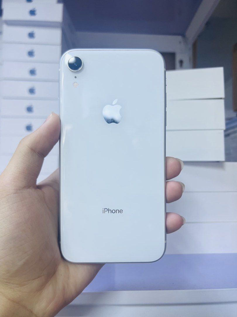 Rush Sale iPhone Xr (Category: Other Mobile & Gadget Accessories) located in San Juan City. Submitted by spartan_222004 (Listing ID 1469226351, Image 3). Description: 📱 IPHONE XR 64GB / 128GB / 256GB AVAILABLE! 🍎🔥 Looking for an affordable iPhone? Check out our Apple iPhone XR! Perfect for everyday use, social media, online classes, photos, and more! 💯✨ 📌 UNIT DETAILS: ✅ Model: Apple iPhone XR ✅ Storage: 64GB / 128GB / 256GB ✅ Signal: Availa
