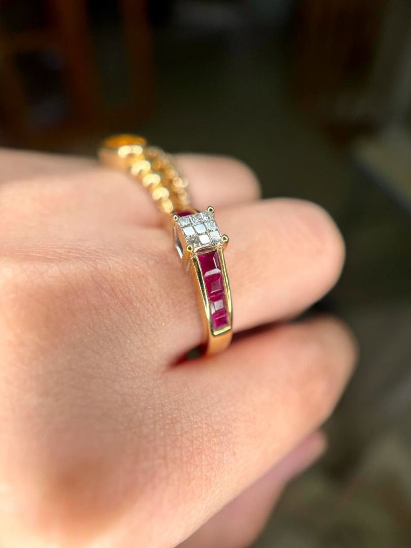 S7 10K Gold Ruby & Diamond Designer Ring (Category: Rings) located in Baguio. Submitted by asna_taku (Listing ID 1469242774, Image 2). Description: ❤️ 10K Gold Ruby & Diamond Designer Ring 💎 A touch of vintage luxury with rich ruby accents and sparkling diamonds! ✨ This elegant designer piece is perfect for ladies who love unique fine jewelry with timeless character. 💍 10K Gold ❤️ Ruby & Diamond Details ⚖️ 3.8g | Size 7 💰 ₱30,800 A statement p