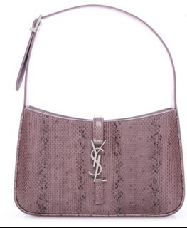 （分類：）位於 。 由 japanluxurygoods 提交（商品編號 1469223042，圖片 1）。簡介： 。