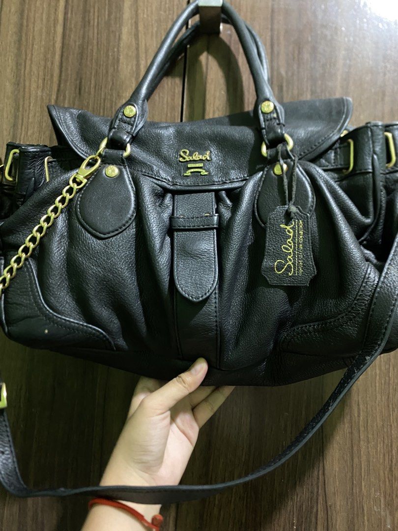 salad bag (Category: Shoulder Bags) located in Manila. Submitted by yenyen_010124 (Listing ID 1469274281, Image 2). Description: good as new, can lower the price for sure buyer.