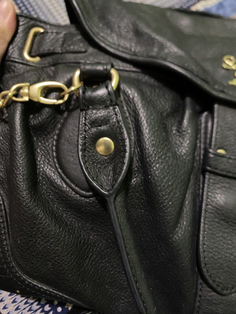 salad bag (Category: Shoulder Bags) located in Manila. Submitted by yenyen_010124 (Listing ID 1469274281, Image 3). Description: good as new, can lower the price for sure buyer.
