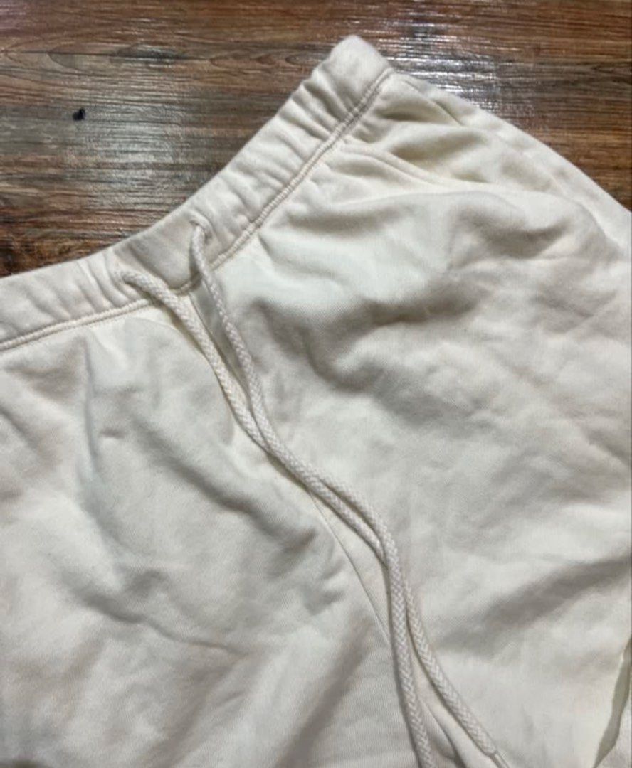 SALE‼️GU cotton short (Category: Shorts) located in San Jose del Monte. Submitted by senorita_wella (Listing ID 1469189208, Image 3). Description: .