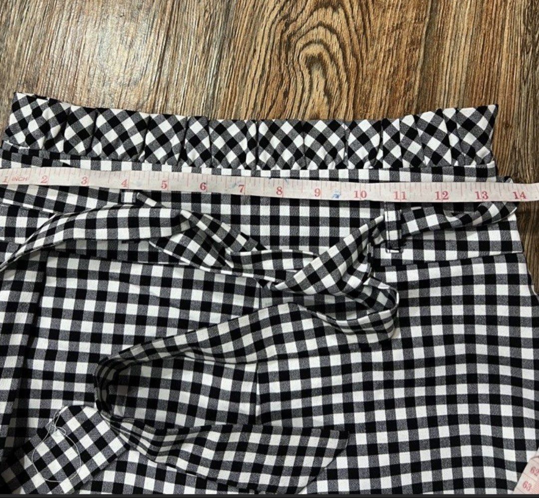 SALE‼️ZARA short (Category: Shorts) located in San Jose del Monte. Submitted by senorita_wella (Listing ID 1469187856, Image 3). Description: .