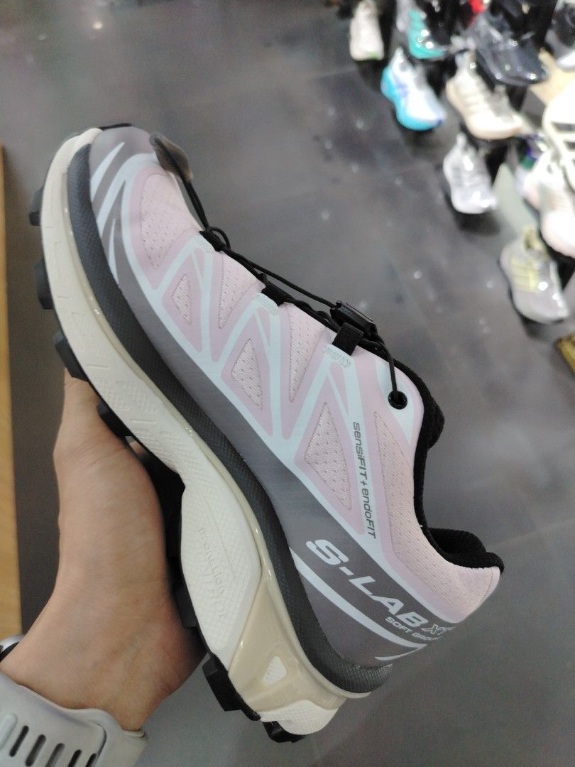 Salomon XT-6 (Category: Sneakers) located in Quezon City. Submitted by rvnnnnnn (Listing ID 1469216170, Image 3). Description: .