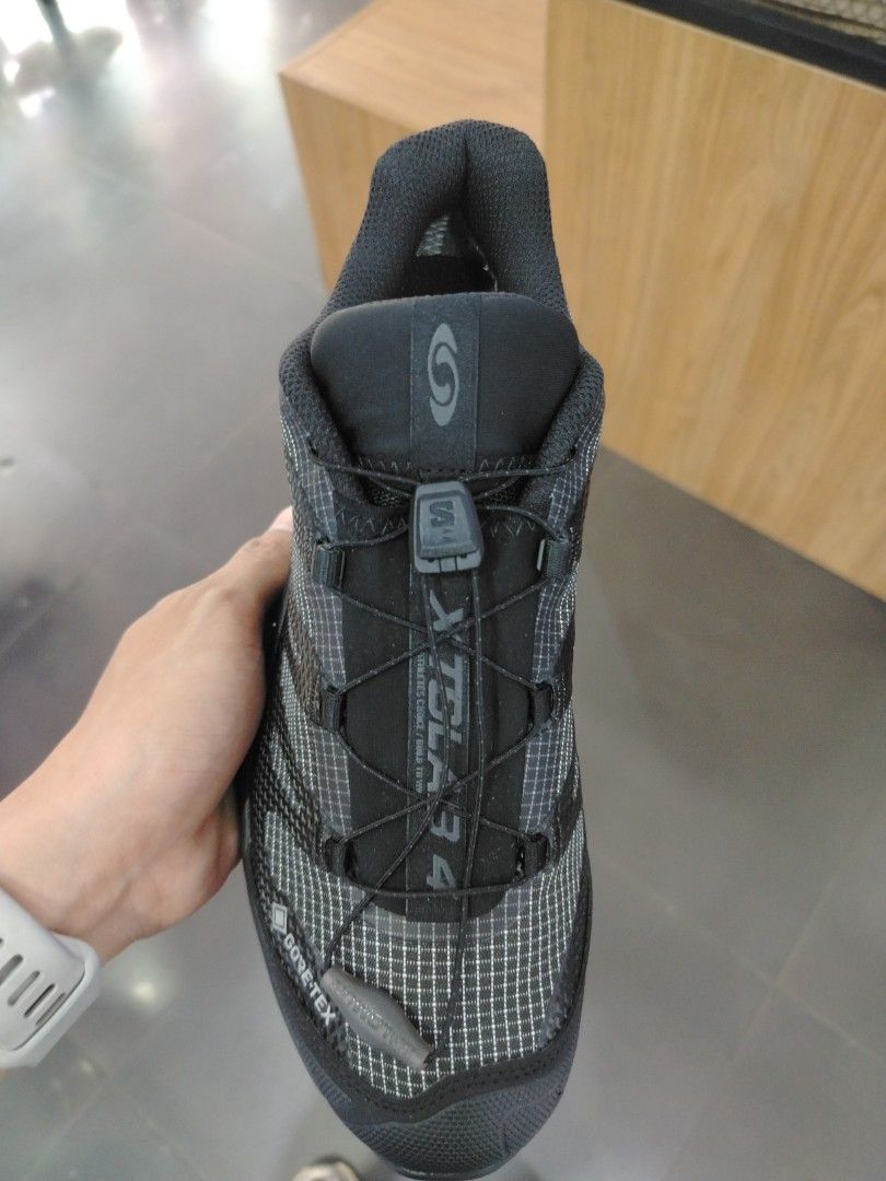 Salomon XT 4 Goretex (Category: Sneakers) located in Quezon City. Submitted by rvnnnnnn (Listing ID 1469211727, Image 2). Description: .
