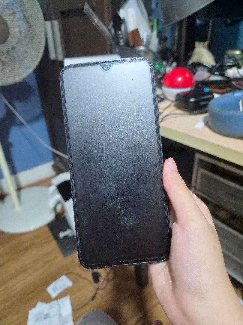 Samsung A14G (Category: Samsung) located in Quezon City. Submitted by piptea (Listing ID 1469277899, Image 1). Description: well-used, expect scratches screen still has a matte screen protector so there are no actual scratches on it. will include the phonecase too. powerbutton may need replacement, you will need to press for longer but the fingerprint scanner works fine but there are dents on it. this still supports microSD and audiojack rfs: got