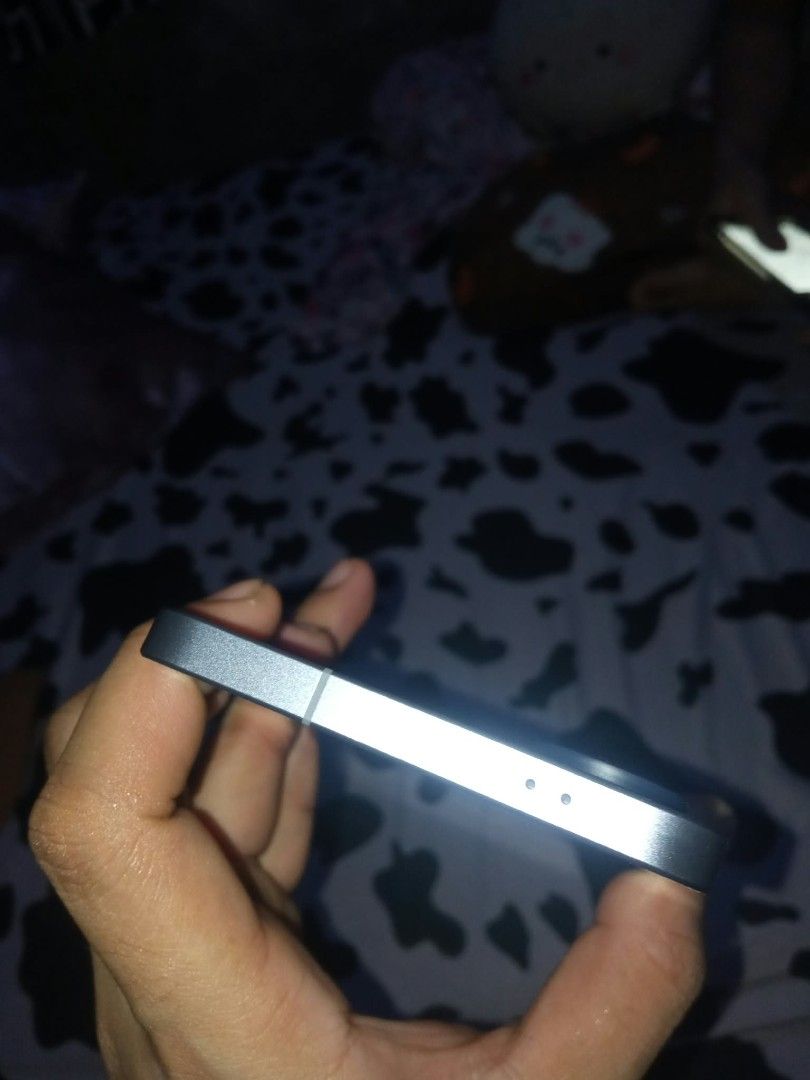 SAMSUNG A57 8+256 (Category: Samsung) located in Mabalacat. Submitted by warmstorm.184d38 (Listing ID 1469230720, Image 3). Description: Complete inclusion : Original Boxes Original Charger (cord and adaptor) Original Clear Case No Issue. Makinis na makinis. Bagong bago. 3 months old. Original Price : 32,000 RFS : need funds.