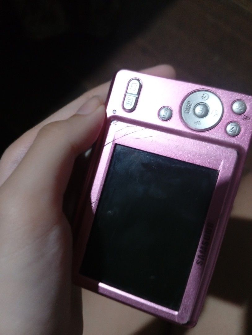 samsung es60 in pink (Category: Cameras) located in Manila. Submitted by digixzrk (Listing ID 1469305397, Image 2). Description: no issue w batt only. sure buyer only and payment first po no cod. Samsung es60 in pink and super ganda ng pagka pink.