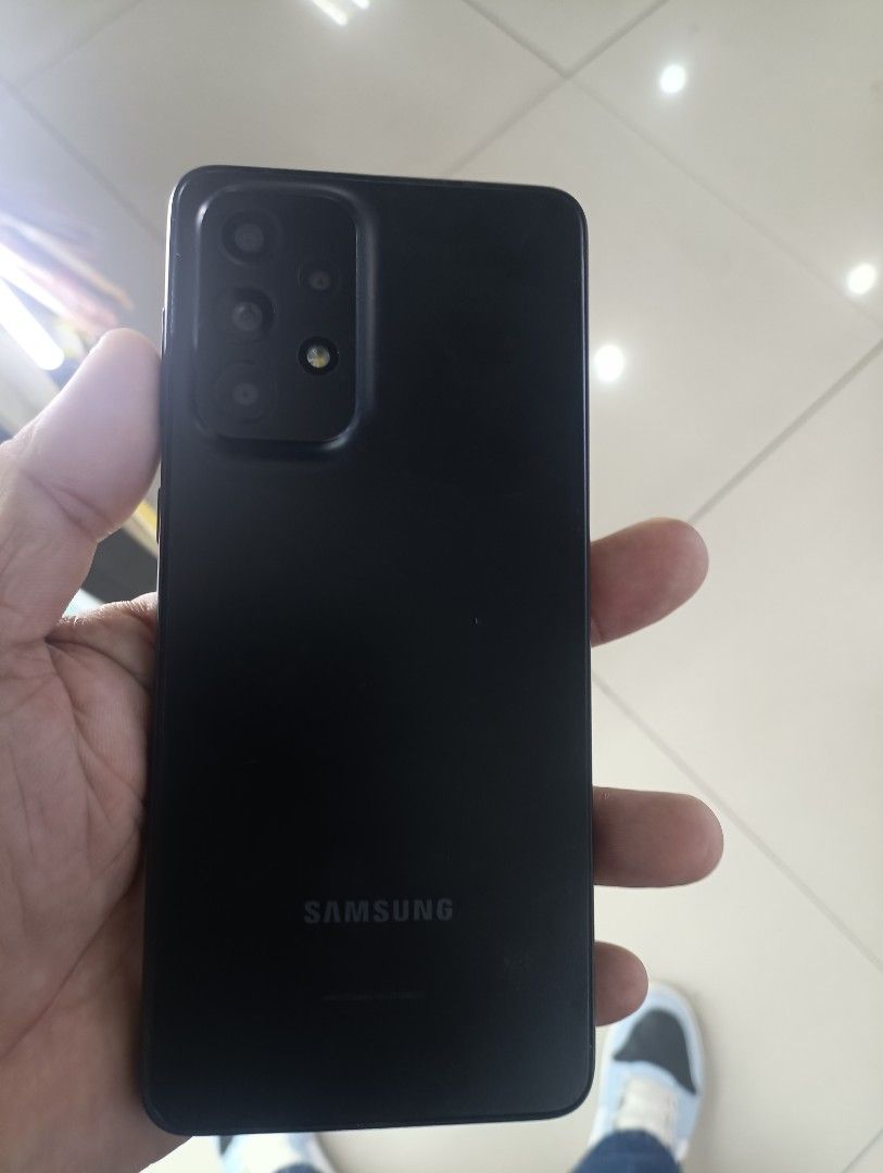 Samsung galaxy (Category: Samsung) located in Caloocan City. Submitted by fastwater_570940 (Listing ID 1469221564, Image 2). Description: Samsung galaxy A33 5g .