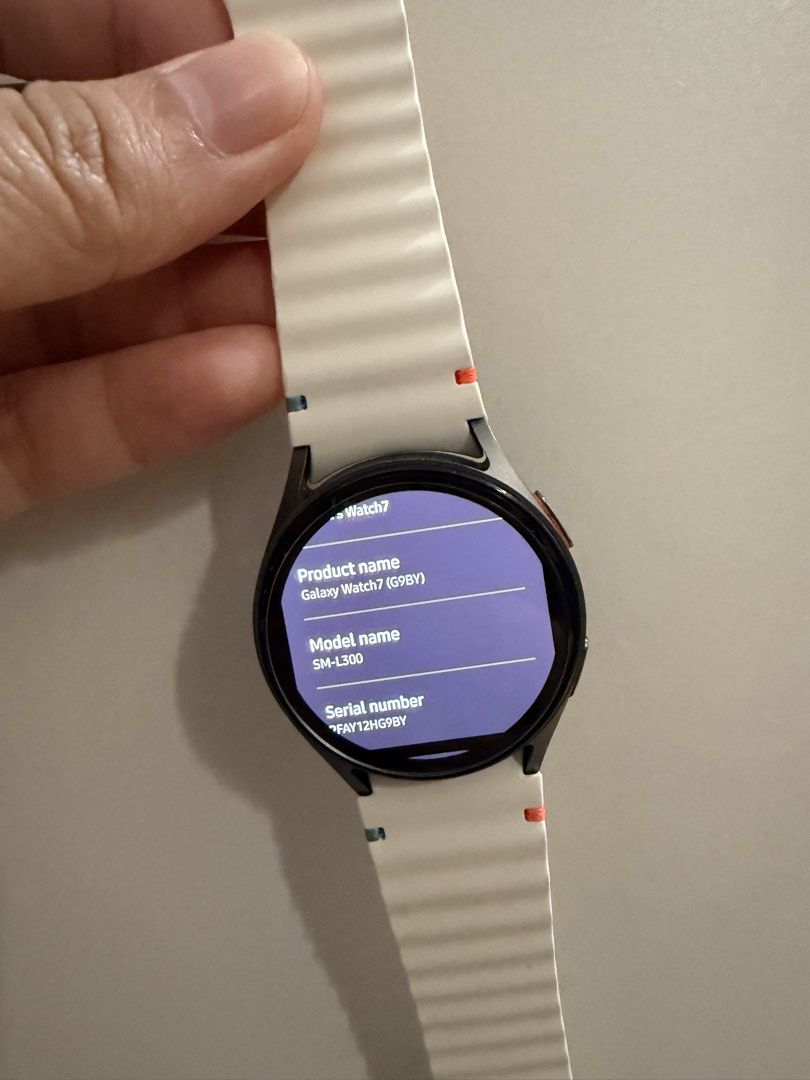 SAMSUNG GALAXY WATCH 7 (Category: Men's Watches) located in Manila. Submitted by zfinds- (Listing ID 1469206517, Image 1). Description: FOR SALE - SECONDHAND ORIGINAL SAMSUNG GALAXY WATCH 7 | 40mm ( lightly used ) with free charging cable • Model Number: SM-L300 (40mm Bluetooth version) • Case Size: 40mm • Crystal Material: Sapphire Crystal • Sensor: Upgraded BioActive Sensor array with multi-LED layout • GPS: Dual-Frequency GPS (L1 + L5) P5,000.