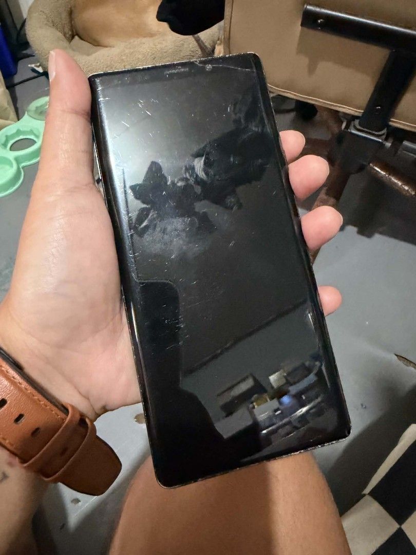 samsung note 9 (Category: Samsung) located in Quezon City. Submitted by toonz_tiger (Listing ID 1469165244, Image 2). Description: Samsung note 9 128gb 5,000 pls see pic issue need replace spen meet up gateway cubao or sm light mall mandaluyong.
