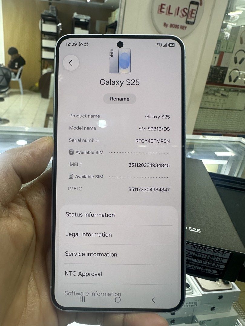 Samsung s25 256 icy blue (Category: Samsung) located in Cainta. Submitted by mari0928 (Listing ID 1469192744, Image 2). Description: Second hand Samsung s25 256 smartlocked Icy Blue Good as new Rfs - upgrade to iphone17 Dm for inquiries! 😊.