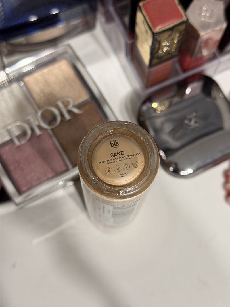 SAND blk cosmetics Radiant Glow Filter Complexion Booster - Sand (Category: Makeup) located in Valenzuela. Submitted by ashellay (Listing ID 1469349761, Image 2). Description: BRAND NEW W SEAL -Brand: blk cosmetics - Product: Radiant Glow Filter Complexion Booster - Shade: Sand - Size: 32ml (Full bottle) - Formula: Waterproof and sweat-resistant - Condition: Clean packaging, shade and size printed on bottom sticker.