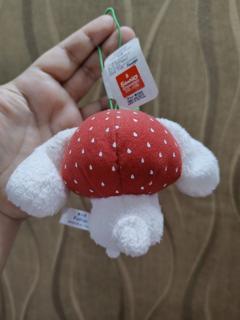 Sanrio Cinnamoroll Strawberry Plush Charm (Category: Plushies & Soft Toys) located in Santa Rosa. Submitted by mmps249.1 (Listing ID 1469225783, Image 2). Description: Crossposted Mine now, pay now shipping courier: JRS only Gcash payment upon order No reservations.