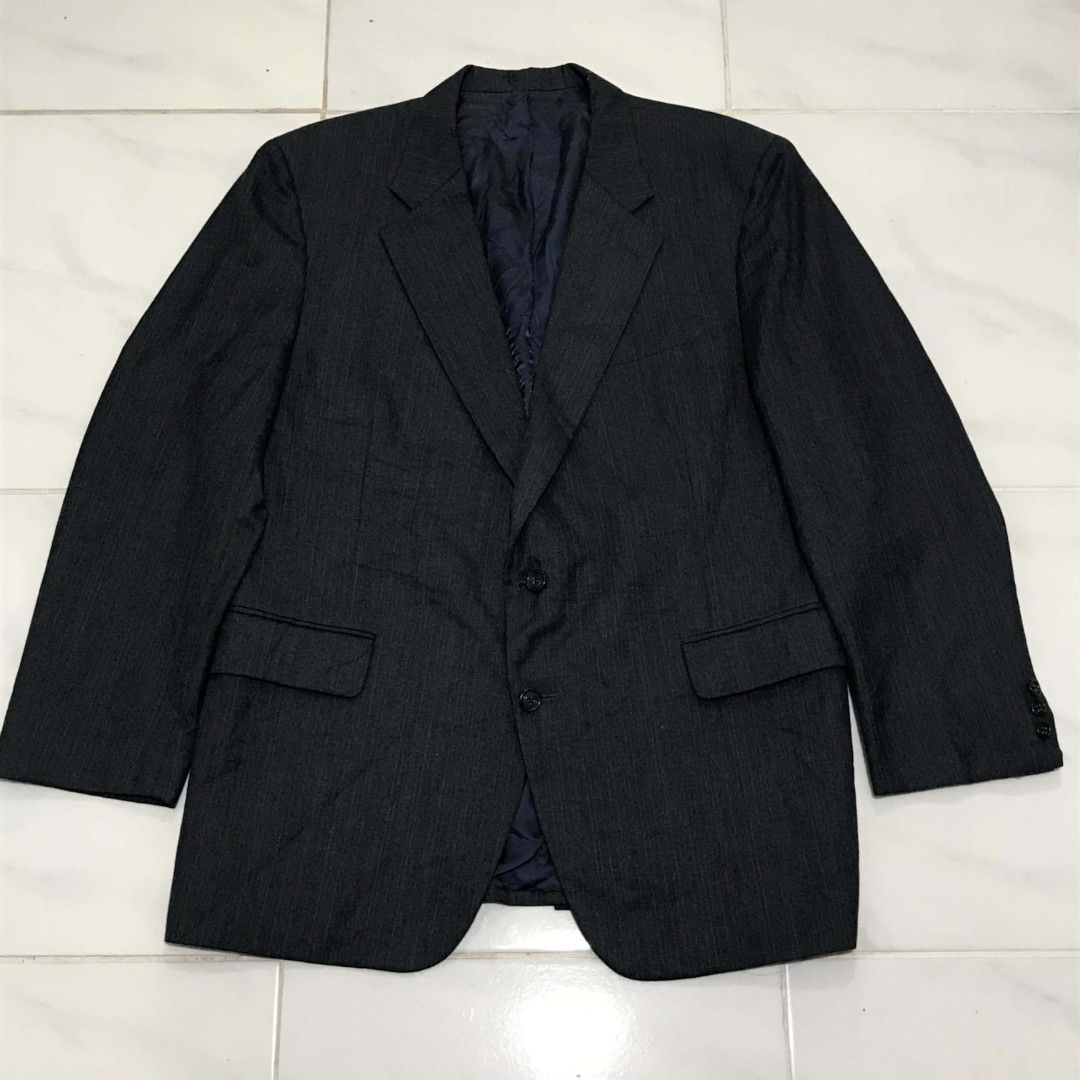 SASSOON COAT BLAZER SUIT FORMAL XL (Category: Coats, Jackets and Outerwear) located in Cavite. Submitted by justthrift06 (Listing ID 1469172652, Image 1). Description: DIMENSION 25X34 GOOD CONDITION SHIPPING NATIONWIDE.