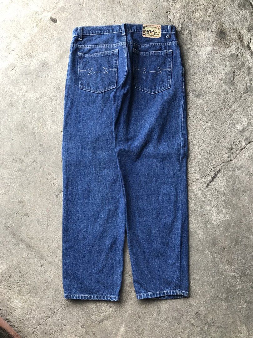 School of hard knocks pants (Category: Jeans) located in Ligao. Submitted by klaifinds (Listing ID 1469182677, Image 1). Description: 34/41 Thigh 12 Hem 8 Issue nasa pic na Crispy Good condi 9/10 color rate.