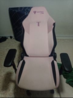 (Category: ) located in . Submitted by uroemkia (Listing ID 1469374090, Image 1). Description: .