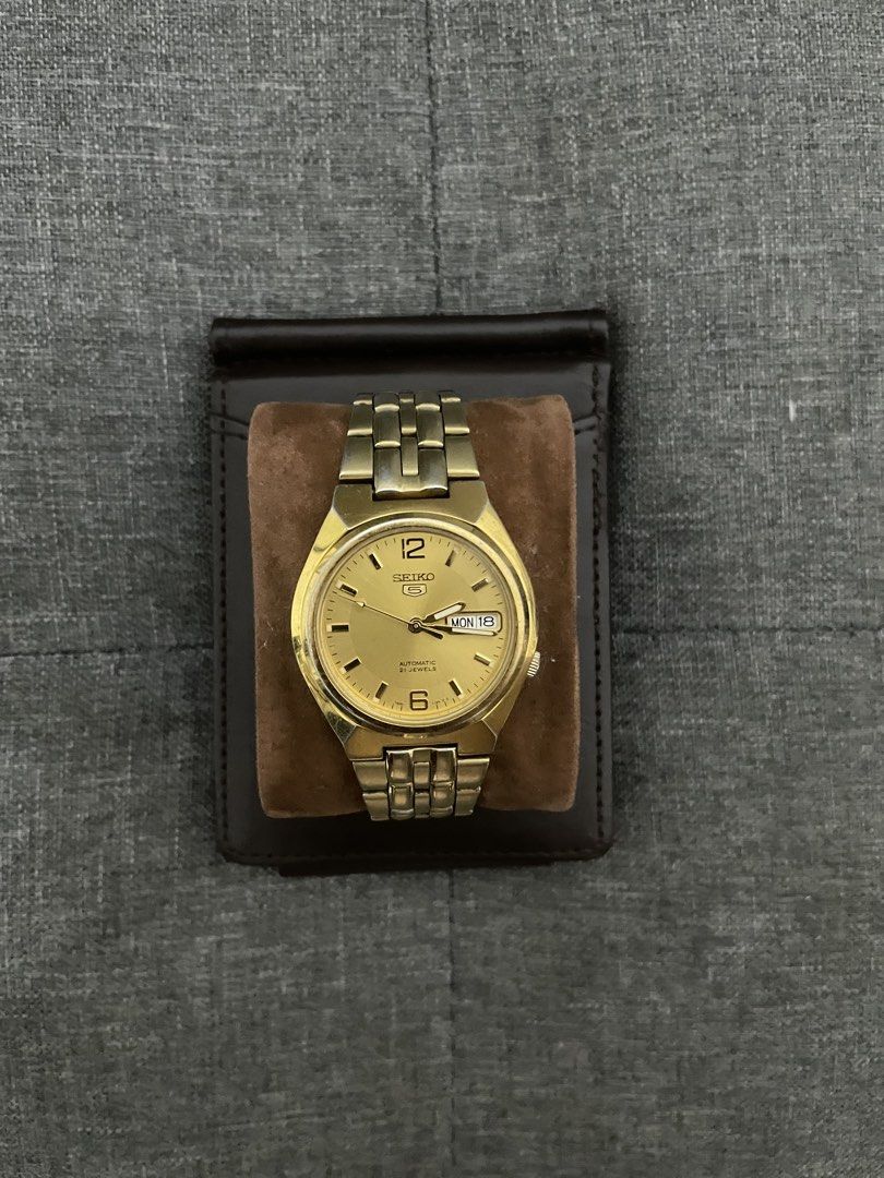 Seiko 5 Gold SNK366K1 (Category: Men's Watches) located in Las Pinas. Submitted by jhersan24 (Listing ID 1469162346, Image 1). Description: Seiko 5 Gold SNK366K1 Dial: Yellow Gold Movements: 7s26 Diameter: 37mm Condition: 10/10 Inclusion: Replacement Box Price: 2.8k.