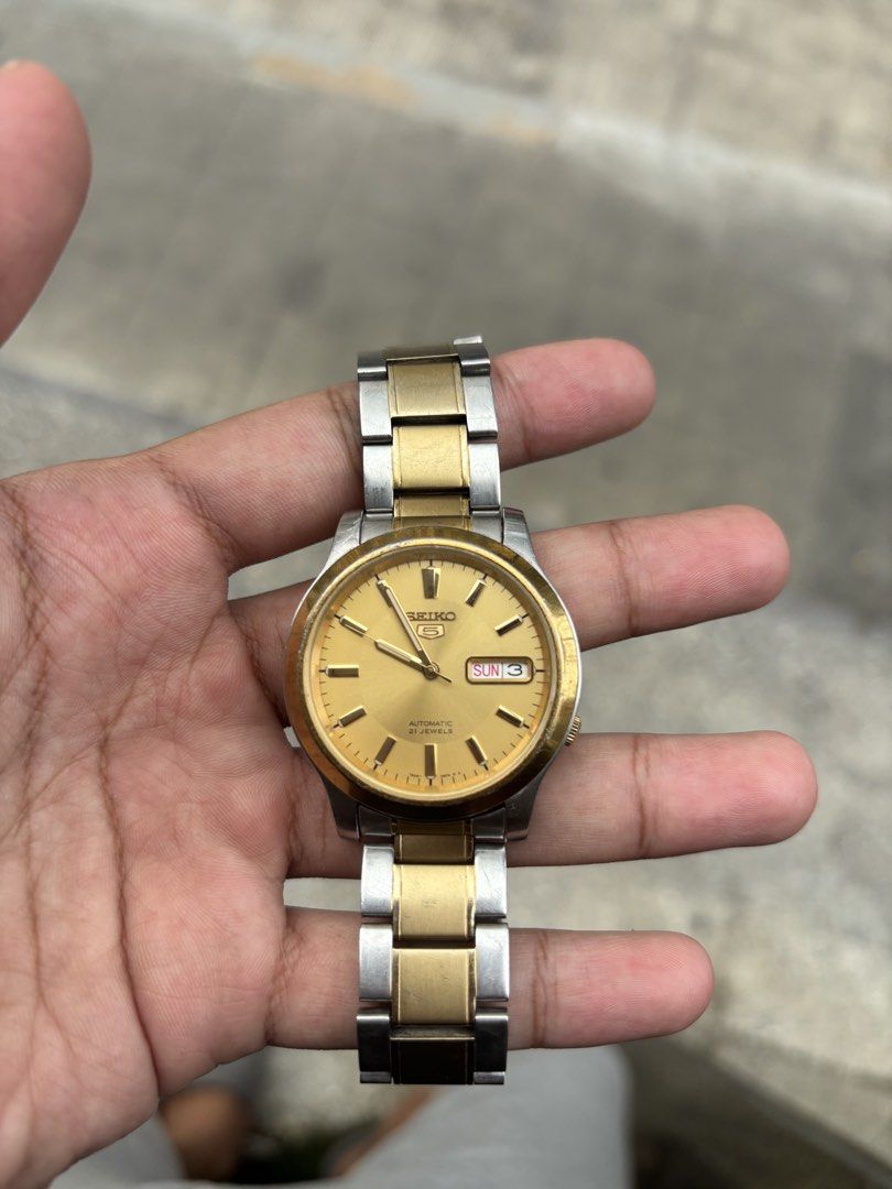Seiko 5 Luxury Watch Automatic (Category: Luxury Watches) located in Manila. Submitted by stellarmadness (Listing ID 1469218596, Image 1). Description: .