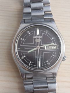 (Category: ) located in . Submitted by quick_deals_great_finds2 (Listing ID 1469185748, Image 1). Description: .