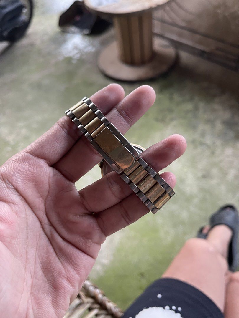 seiko vintage watch (Category: Men's Watches) located in Compostela. Submitted by source_20 (Listing ID 1469305521, Image 2). Description: Seiko Sportsmatic Calendar GOOD CONDITION STILL WORKING ISSUE SIGN OF USAGE SINCE VINTAGE NADIN TO OVERALL GOOD CONDITION PA NAMAN 📍DAVAO DE ORO CAN SHIP VIA JNT .