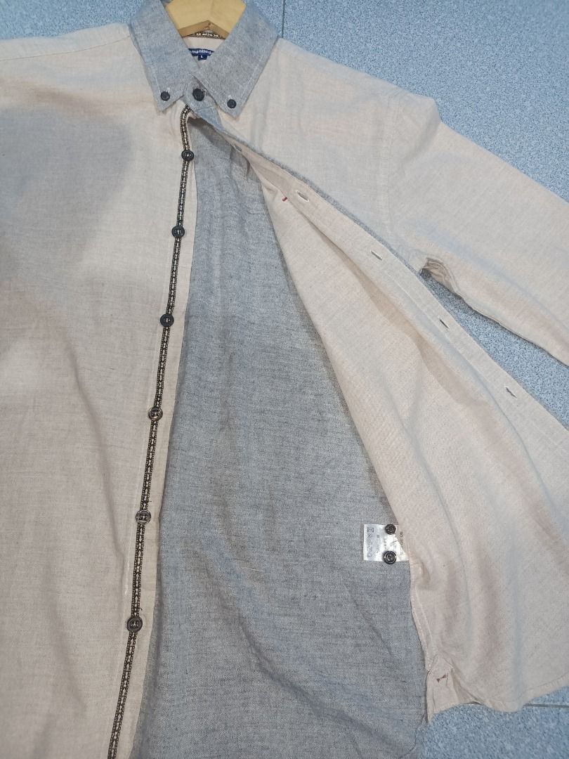 Semantic Design Beige Grey Casual Button Down Shirt Size L (Category: Tshirts & Polo Shirts ) located in Magalang. Submitted by secondhand_thrift (Listing ID 1469177781, Image 3). Description: - Brand: Semantic Design - Size: L - Color: Cream/light beige body with grey contrast collar, cuffs, and placket - Details: Left chest pocket, button-up closure with decorative inner trim - Material: Lightweight fabric - Condition: Great for casual wear.