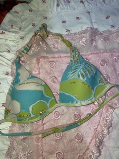 (Category: ) located in . Submitted by daintypeach (Listing ID 1469359206, Image 1). Description: .