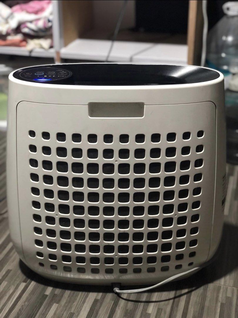Sharp FP-J30E Air Plasmacluster Air Purifier (Category: Air Purifiers & Dehumidifiers) located in Cavite. Submitted by grandearth.39df3f (Listing ID 1469163879, Image 2). Description: Sharp FP-J30E Plasmacluster air purifier in white and black. Cleans up to 23 square meters. HEPA filter inside. Touch control panel on top with blue indicator light. Plugs into standard wall outlet. Keeps room air fresh and clean. Compact size fits easily on the flo
