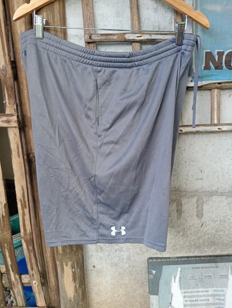Short (Category: Shorts) located in Manila. Submitted by kevin_thrift1417 (Listing ID 1469301958, Image 1). Description: .