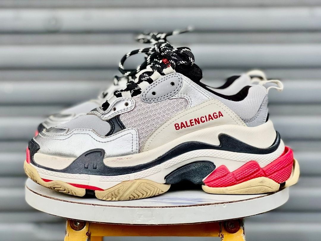 Silver Red White Sneakers (Category: Sneakers) located in Manila. Submitted by michaela_heartfilia (Listing ID 1469193968, Image 2). Description: - Brand: Chunky sneakers - Colorway: Iconic multi-panel design in silver, white, red, and black - Size: 36 (embroidered on the toe) - fit up to 24 cm .