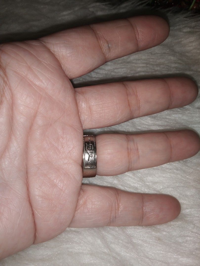 Size 8 Naruto ring (Category: Rings) located in Quezon City. Submitted by eidorableshop (Listing ID 1469393407, Image 2). Description: .