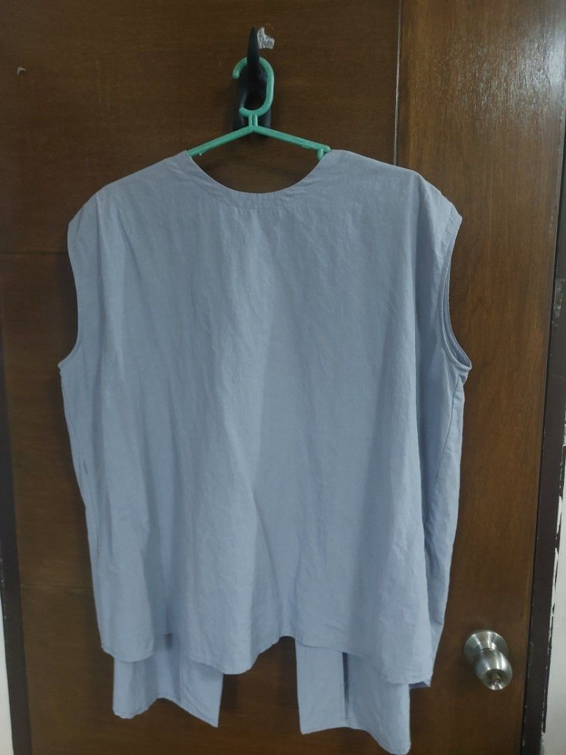Sleeveless top Plus size (Category: Sleeveless) located in Pasig City. Submitted by iyaa123 (Listing ID 1469213393, Image 2). Description: Payment Method: GCash, Maribank, or Bank (BPI) Delivery Option: Grab Lalamove J&T * Delivery Expense to be shouldered by BUYER * Delivery within Metro Manila as much as possible * Location of Seller: Pasig RFS: Decluttering Disclaimer PLS MANAGE YOUR EXPECTATIONS NO CANCELLATIONS Chat for other Inquiries. Than