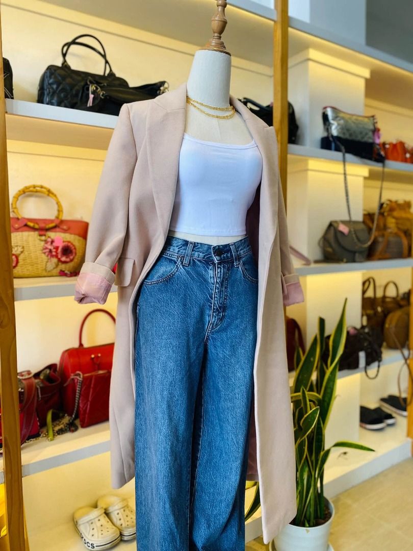 S-M MIXXO LIGHT PINK WOOL COAT (Category: Coats, Jackets and Outerwear) located in Baguio. Submitted by asna_taku (Listing ID 1469225154, Image 2). Description: MIXX0 LIGHT PINK WOOL COAT S-M ₱980.