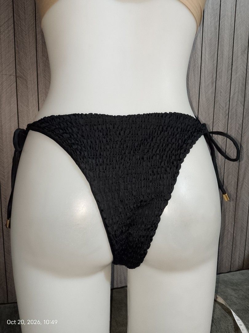 Small black bikini bottom swimwear (Category: Bikinis & Swimsuits) located in Manila. Submitted by truecrystal-1407 (Listing ID 1469179695, Image 3). Description: .