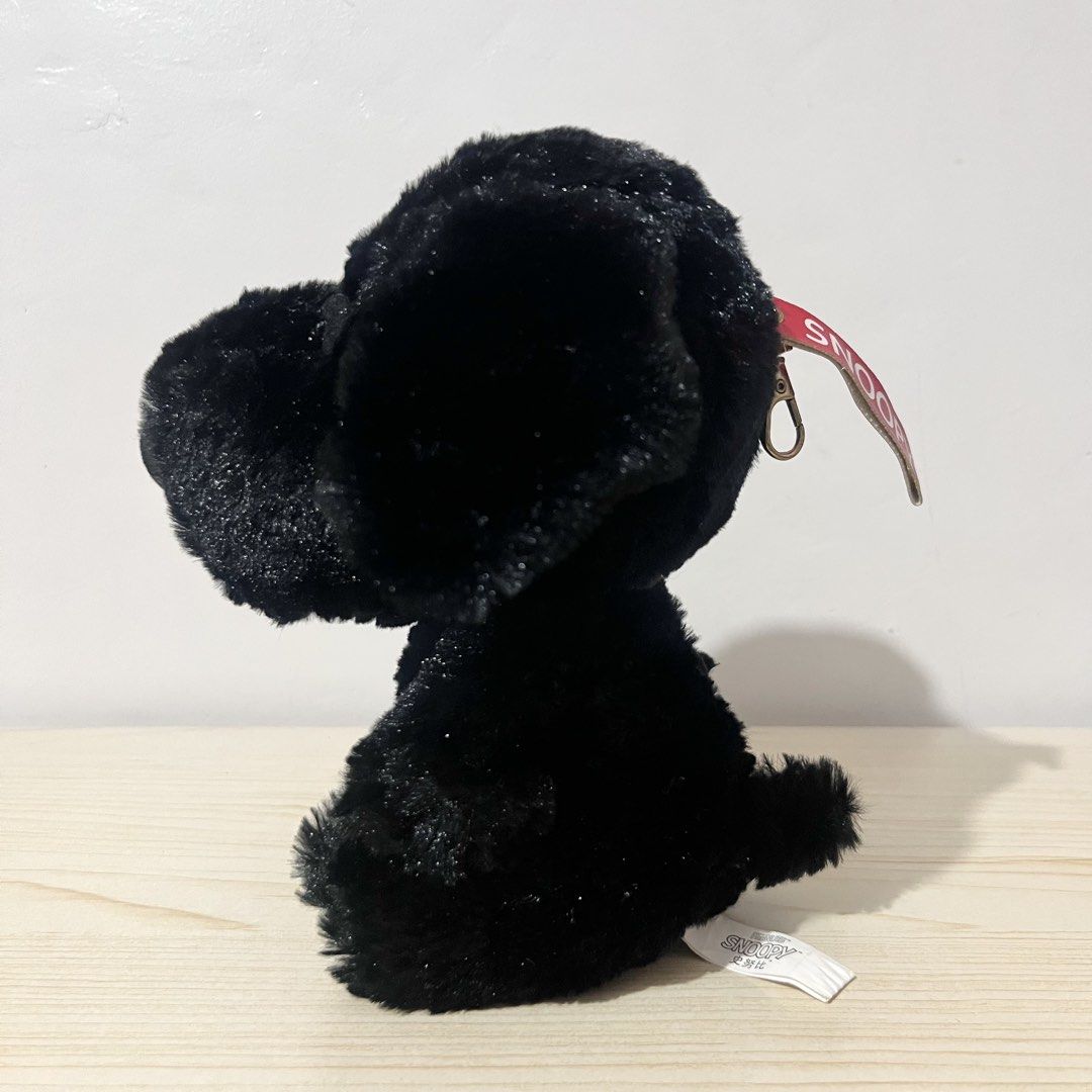 Snoopy Black Ver. Plush height: 20cm - Php 350 (Category: Character Goods) located in Davao. Submitted by pandorastoybox (Listing ID 1469275299, Image 2). Description: Snoopy Black Ver. Plush height: 20cm - Php 350.
