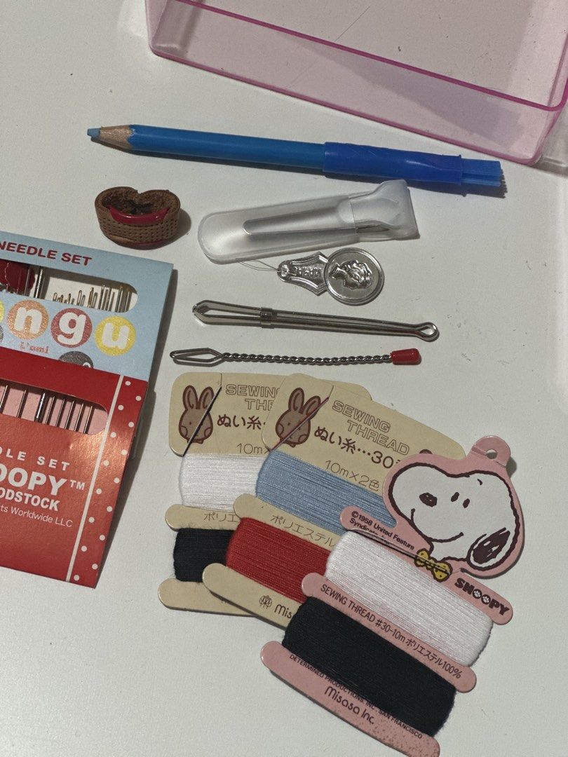 Snoopy Peanuts Sewing Kit with Hard Case (Category: Craft Supplies & Tools) located in Davao. Submitted by favoritepreloved (Listing ID 1469290156, Image 2). Description: 💜 Fix price.
