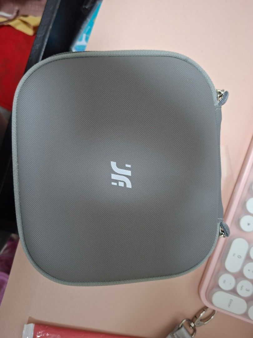 Sony Camera Bag for A6000 A6400 A6700 and A7000 (Category: Cameras) located in Mabalacat. Submitted by karen23 (Listing ID 1469342876, Image 2). Description: Camera bag in brand new condition. I accidentally duplicated my orders and I'm now selling the other one. Originally bought at P890. Price is still negotiable.